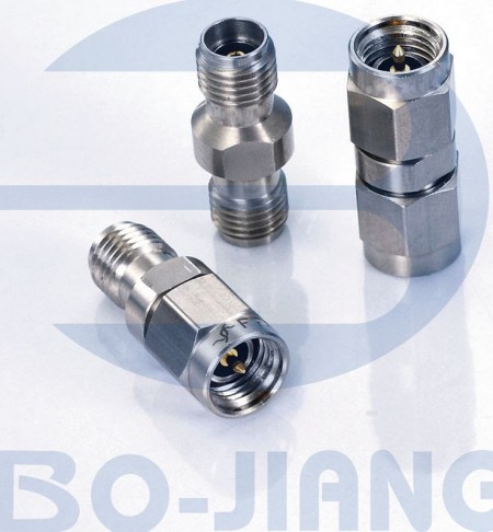 高效能同軸轉接器系列 - 高性能毫米波轉接器系列